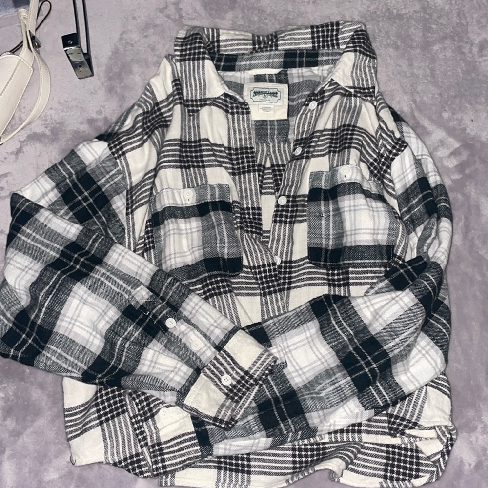 American Eagle Plaid Button Up